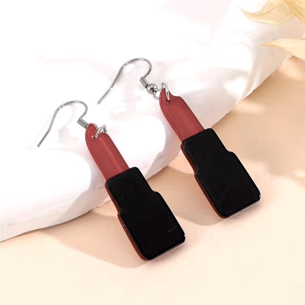 Lipstick Design Dangle Earrings